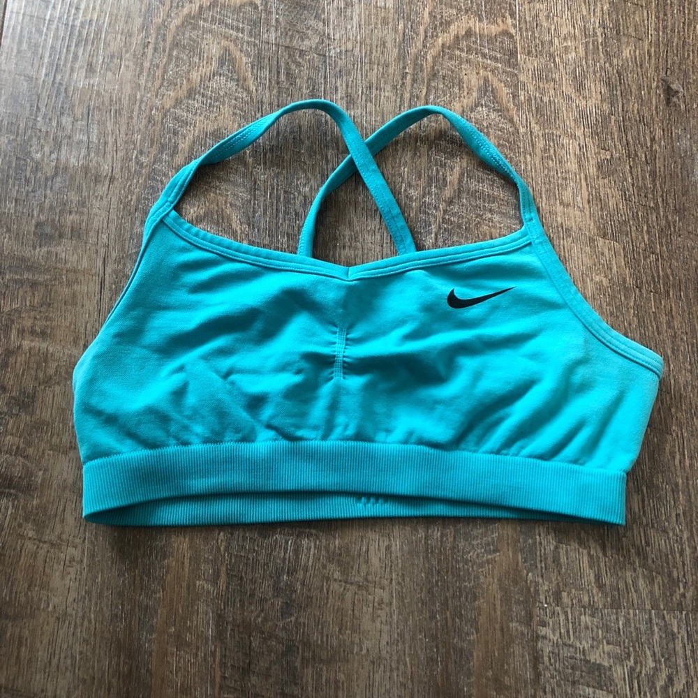 NIKE SPORTS BRA🌟